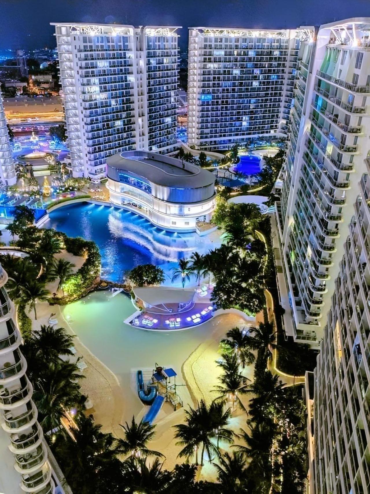 Manila Urban Resort At Azure 外观 照片